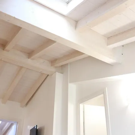 公寓 Locazione Turistica Aquila 3 维罗纳