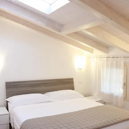 Locazione Turistica Aquila 3 Daire *